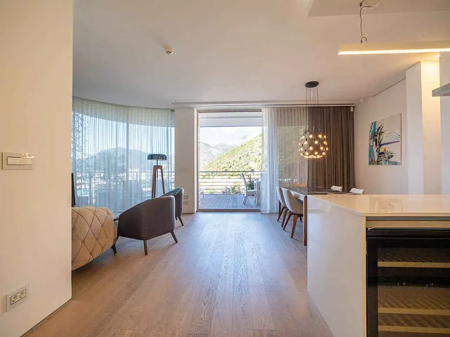 PREMIUM-RESIDENZ IN BUDVA — photo 17